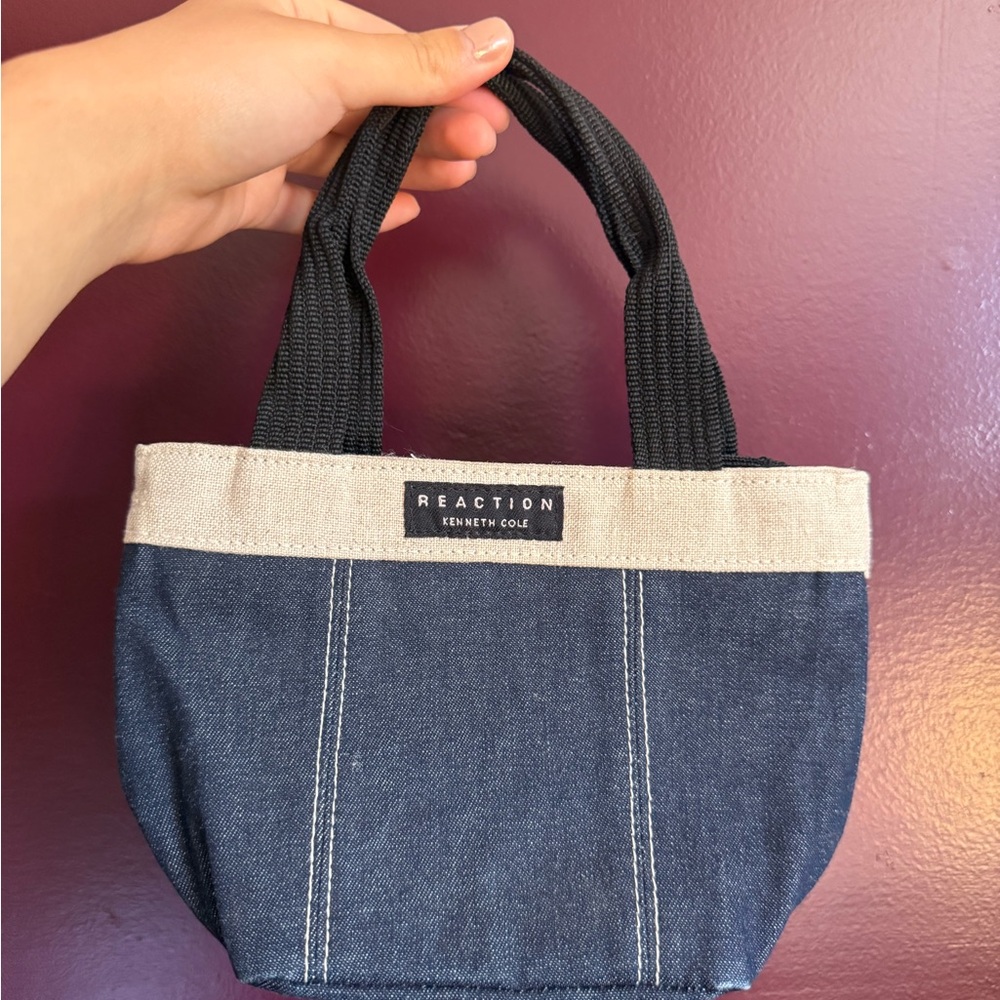 Kenneth Cole Reaction Blue and Cream Tote